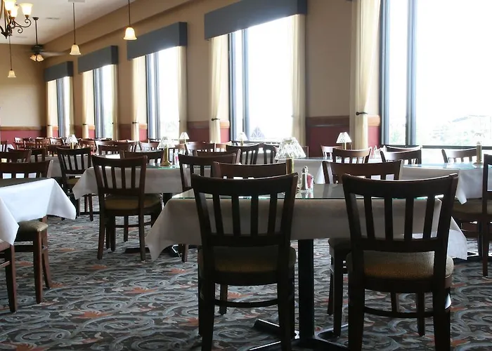 Grand Plaza Hotel, Trademark Collection By Wyndham